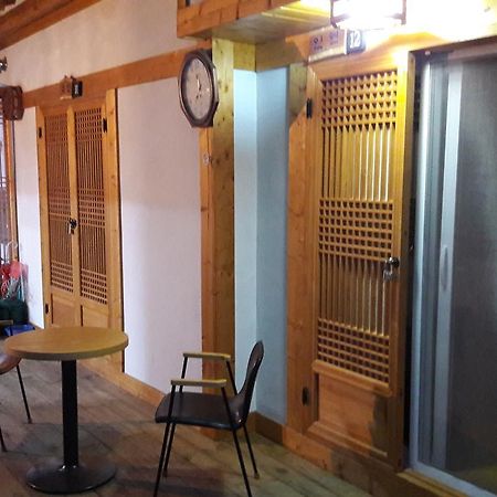 Hwangnam Gotaek Keumseulchae Hotel Kjongdzsu Kültér fotó