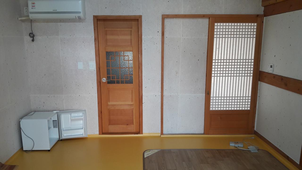 Hwangnam Gotaek Keumseulchae Hotel Kjongdzsu Kültér fotó