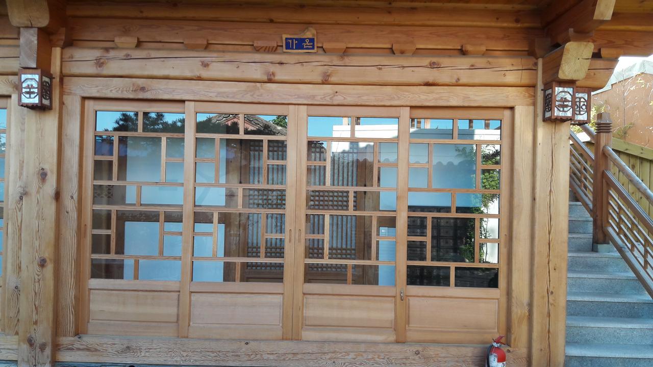 Hwangnam Gotaek Keumseulchae Hotel Kjongdzsu Kültér fotó
