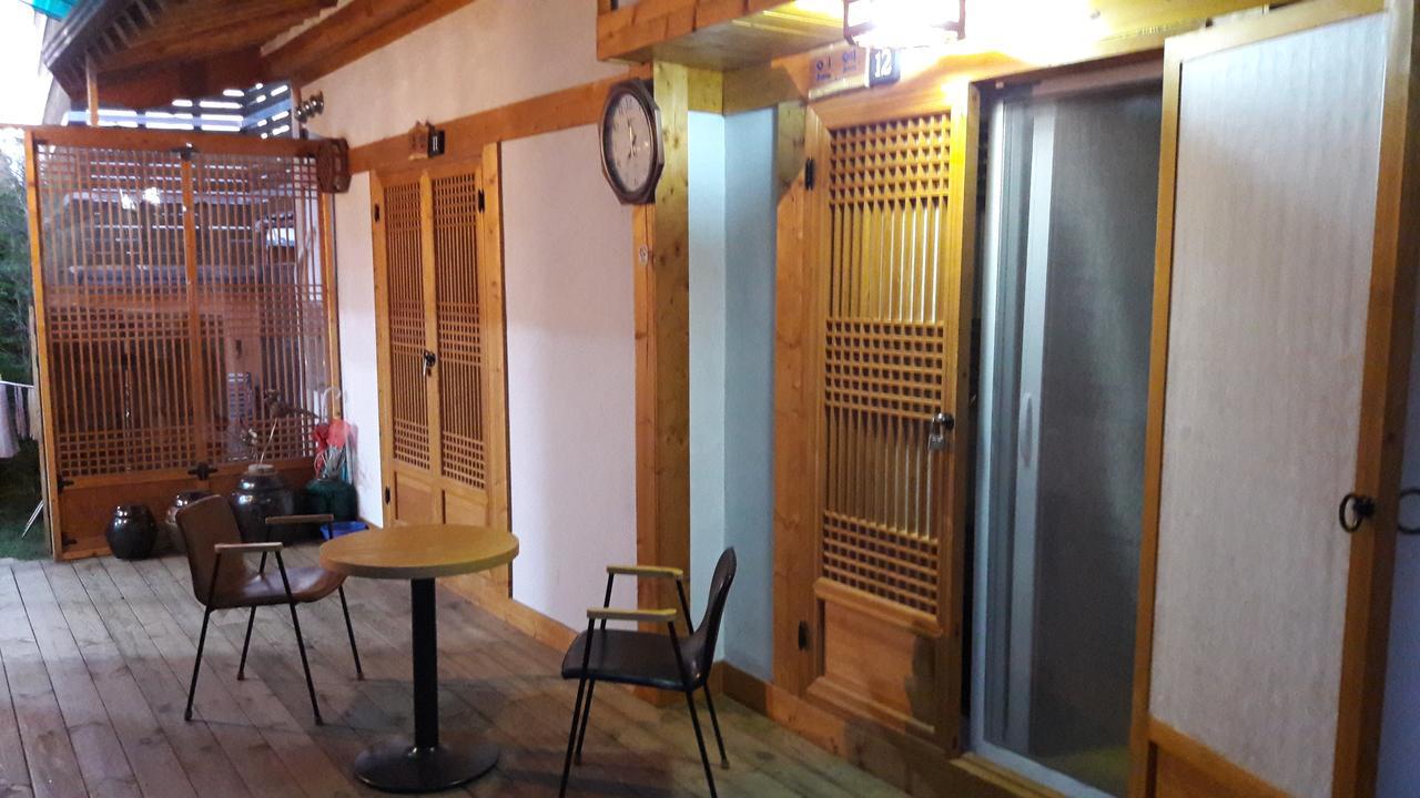 Hwangnam Gotaek Keumseulchae Hotel Kjongdzsu Kültér fotó